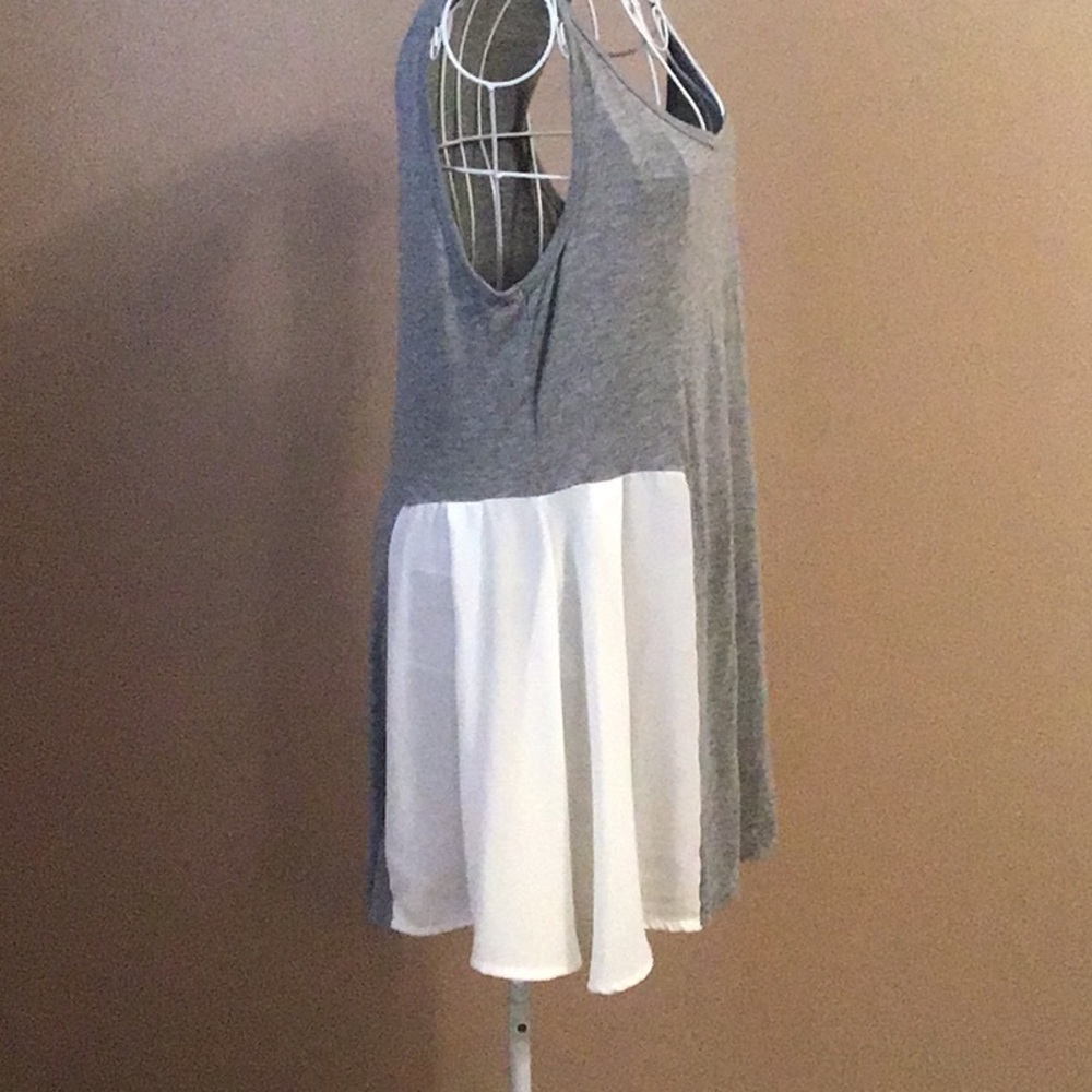 Top - Picture 3 of 4